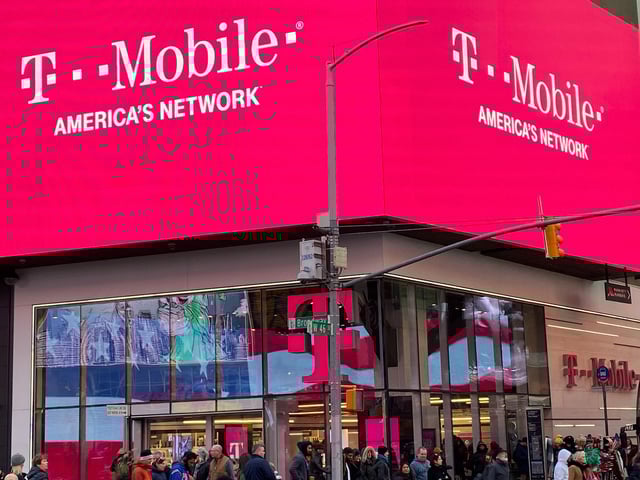 Eine Filiale des Mobilfunkanbieters T-Mobile USA am Times Square.