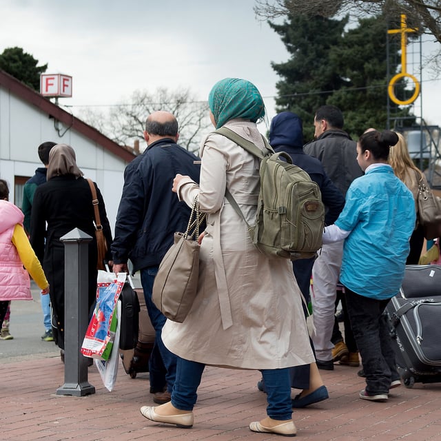 Flüchtlinge im Grenzdurchgangslager Friedland in Niedersachsen (Archivbild)