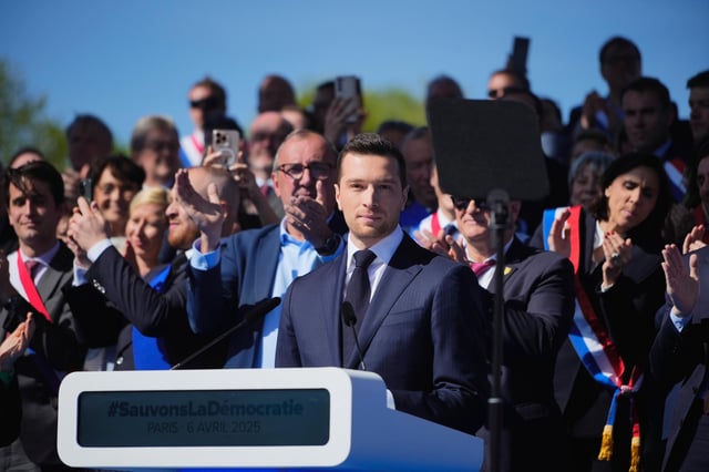 Parteichef Jordan Bardella werden inzwischen ebenso gute Chancen ausgerechnet wie Le Pen