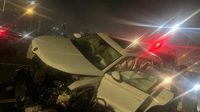 3 in a car injured after drunk driver hits divider on Bandra-Worli Sea Link