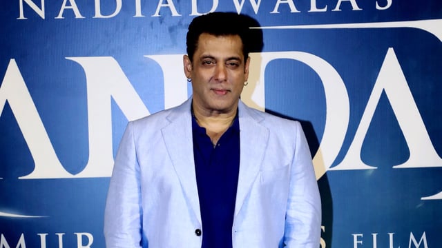 On April 5, Salman met some of his fans where they discussed several aspects of his career, the recent release and future approach. 