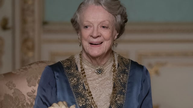Maggie Smith played Violet, Dowager Countess of Grantham, in Downton Abbey.