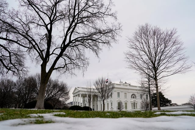 A view of the White House as U.S. President Donald Trump makes his way across the nation speaking in Florida, North Carolina, and California, in Washington, U.S., January 26, 2025. REUTERS/Ken Cedeno/File Photo