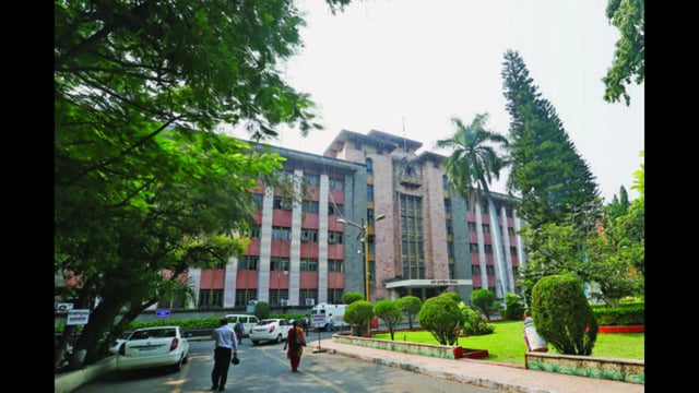 According to the PMC, hospitals are registered, and their licenses are renewed based on compliance with these rules. (HT PHOTO)