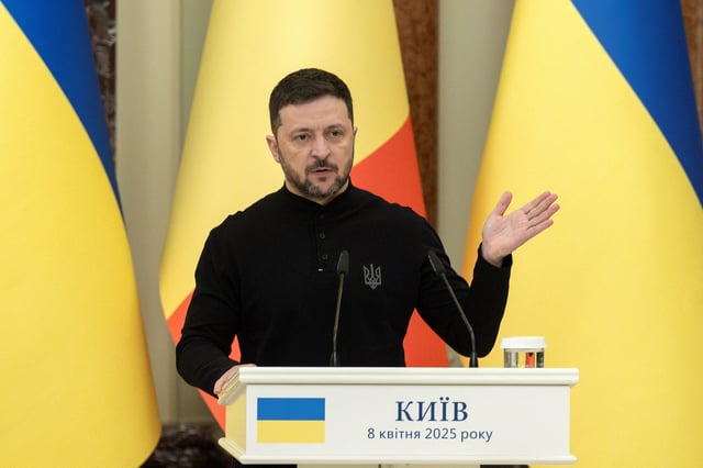 Ukrainian President Volodymyr Zelenskiy speaks at a press conference with Belgian Prime Minister Bart De Wever (not pictured) in Kyiv, Ukraine April 8, 2025. REUTERS/Thomas Peter
