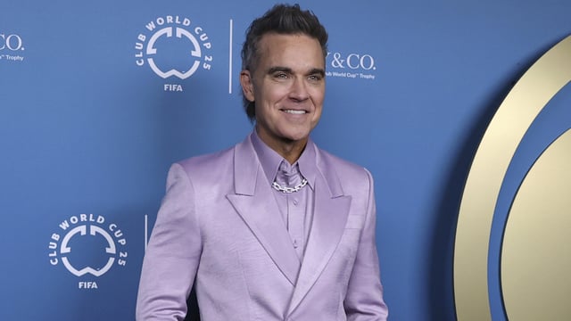 Robbie Williams shared his mental health struggles and changes in diet, as well as an appetite suppressant, led to him being diagnosed with scurvy.