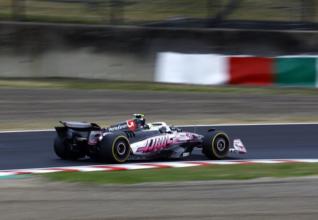 Formula One F1 - Japanese Grand Prix - Suzuka Circuit, Suzuka, Japan - April 6, 2025 Haas' Oliver Bearman in action during the race REUTERS/Manami Yamada/ File Photo