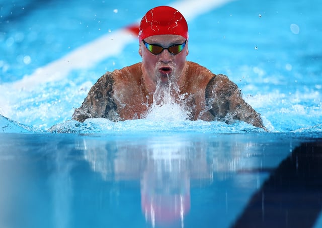 Paris 2024 Olympics - Swimming - Men's 100m Breaststroke Final - Paris La Defense Arena, Nanterre, France - July 28, 2024. Adam Peaty of Britain in action. REUTERS/Evgenia Novozhenina