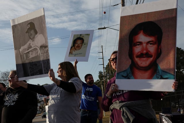 Demonstrators protest the execution of death row inmate Brad Sigmon outside the Broad River Correctional Institution on March 7.