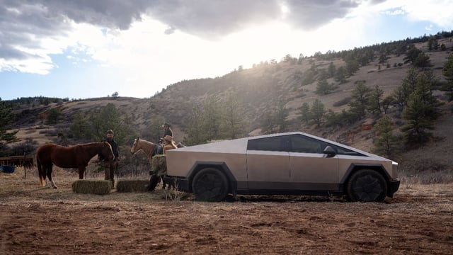 Tesla Single Motor RWD Cybertruck $69,990