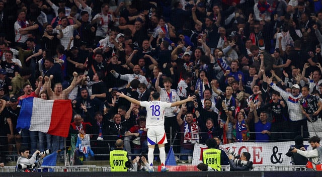 Rayan Cherki et l’OL contraints au match nul à domicile.