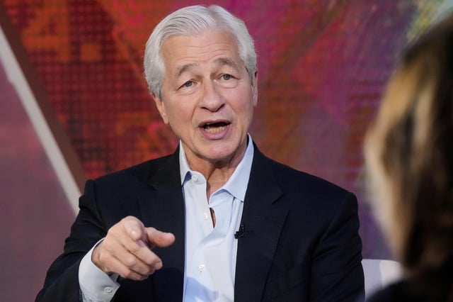 JPMorgan CEO Jamie Dimon is interviewed by Maria Bartiromo on the "Mornings with Maria Bartiromo" program, on the Fox Business Network, in New York Wednesday, April 9, 2025. (AP Photo/Richard Drew)