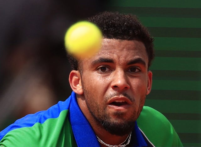 Tennis - ATP Masters 1000 - Monte Carlo Masters - Monte Carlo Country Club, Roquebrune-Cap-Martin, France - April 11, 2025 France's Arthur Fils in action during his quarter final match against Spain's Carlos Alcaraz REUTERS/Manon Cruz