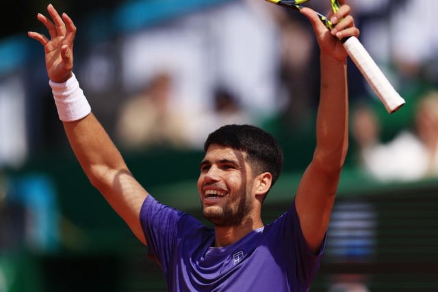 Tennis - ATP Masters 1000 - Monte Carlo Masters - Monte Carlo Country Club, Roquebrune-Cap-Martin, France - April 11, 2025 Spain's Carlos Alcaraz celebrates after winning his quarter final match against France's Arthur Fils REUTERS/Manon Cruz