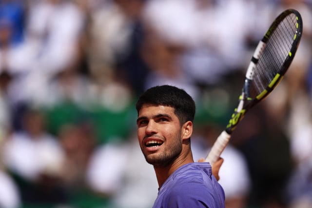 Tennis - ATP Masters 1000 - Monte Carlo Masters - Monte Carlo Country Club, Roquebrune-Cap-Martin, France - April 11, 2025 Spain's Carlos Alcaraz celebrates after winning his quarter final match against France's Arthur Fils REUTERS/Manon Cruz