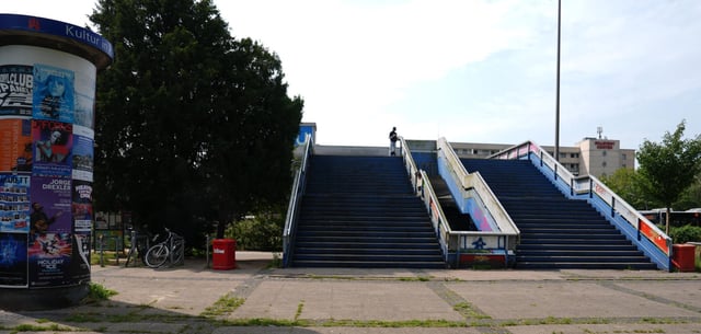Blick auf einen Platz am Maukestieg am U-Bahnhof Billstedt, wo im August 2024 ein Mann erstochen wurde