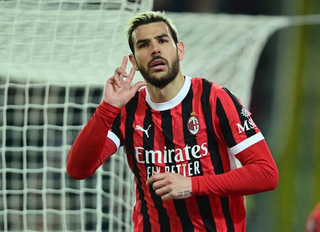 Soccer Football - Serie A - Udinese v AC Milan - Bluenergy Stadium, Udine, Italy - April 11, 2025 AC Milan's Theo Hernandez celebrates scoring their third goal REUTERS/Daniele Mascolo