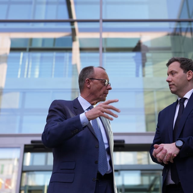 CDU-Chef Friedrich Merz interpretiert die Sondierungsergebnisse zur Migration anders als die SPD-Vorsitzende Saskia Esken.