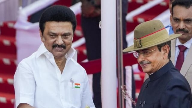 Tamil Nadu Governor RN Ravi being welcomed by chief minister MK Stalin at a function in this file photo.