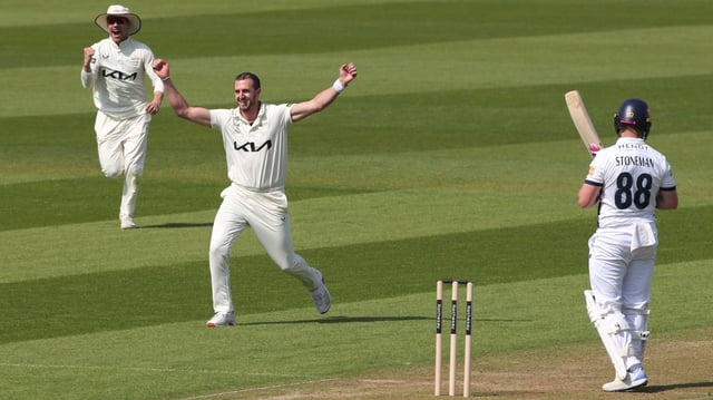 Worrall took three wickets, including that of Mark Stoneman, as Surrey got themselves into a strong position