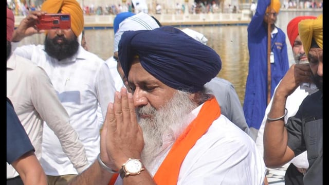 Sukhbir Singh Badal at the Golden Temple after being elected president of the Shiromani Akali Dal in Amritsar on Friday. (Sameer Sehgal/HT)