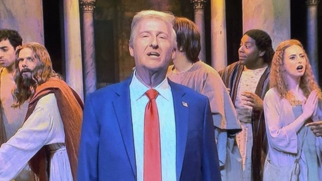 James Austin Johnson as Donald Trump in this week's SNL