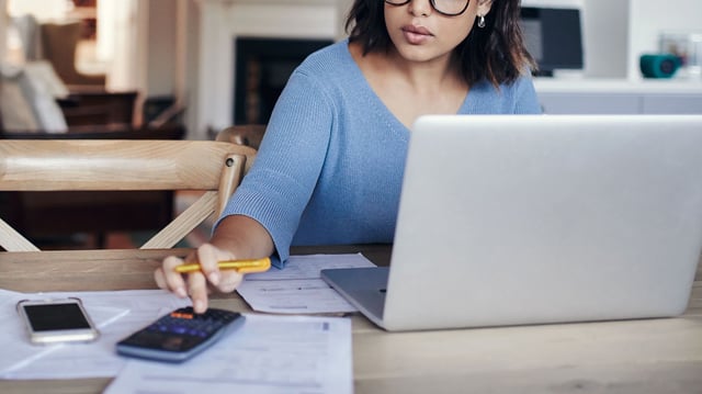 Haven't started doing your taxes yet despite the fast-approaching April 15 deadline for many US tax filers? There's still time to get organized and get them done — or at least to file for an automatic extension and pay whatever else you owe the IRS by Tuesday.