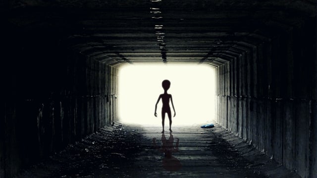The new report claims that Soviet soldiers shot down an alien craft that was circling over the Soviet military unit in Siberia.