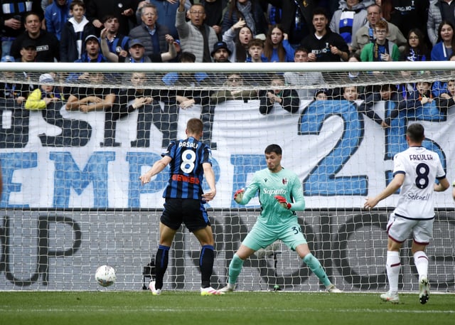 Soccer Football - Serie A - Atalanta v Bologna - Gewiss Stadium, Bergamo, Italy - April 13, 2025 Atalanta's Mario Pasalic scores their second goal REUTERS/Alessandro Garofalo