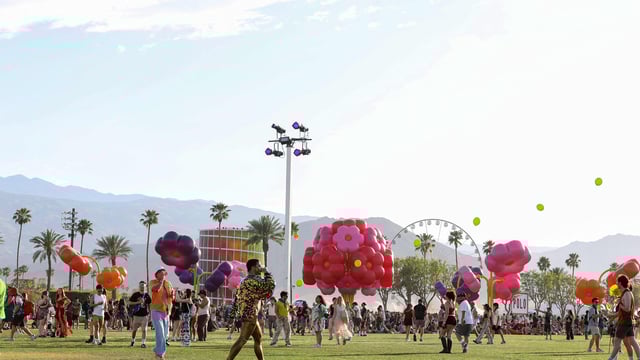 Frustration grows at Coachella 2025 over high ticket, food, and drink prices.
(Photo by VALERIE MACON / AFP) / RESTRICTED TO EDITORIAL USE