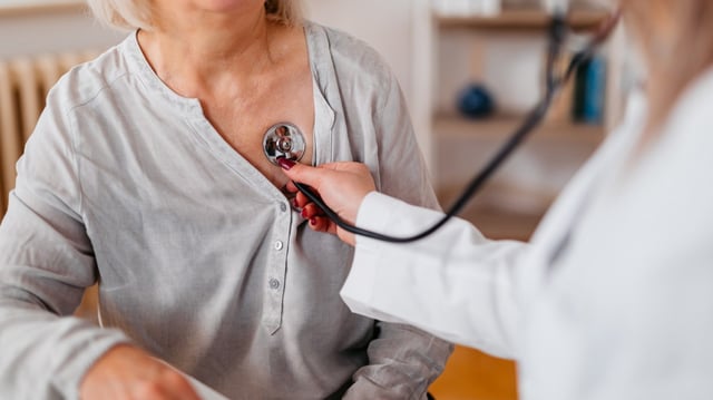 There are 100,000 people admitted to hospital each year in the UK after a heart attack