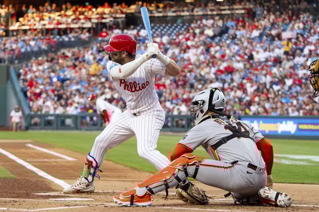 Harper used his blue bat in the Phillies' lost to the Giants.