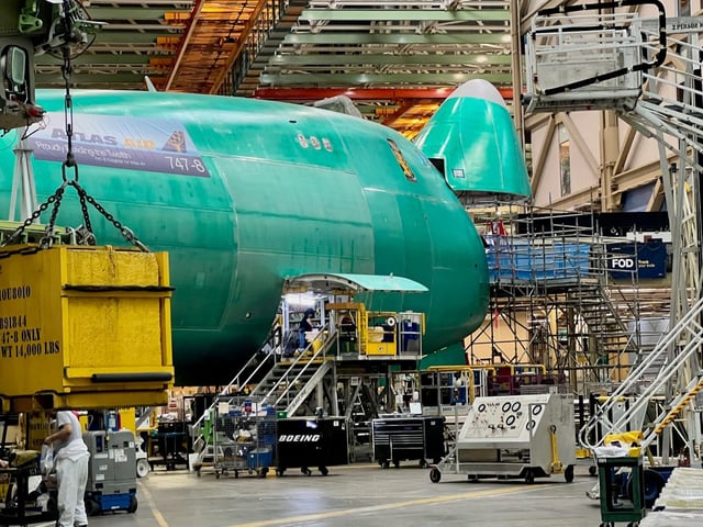 Boeing 747 Factory Tour.