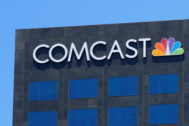 The Comcast NBC logo is shown on a building in Los Angeles, California, U.S. June 13, 2018. REUTERS/Mike Blake/File Photo