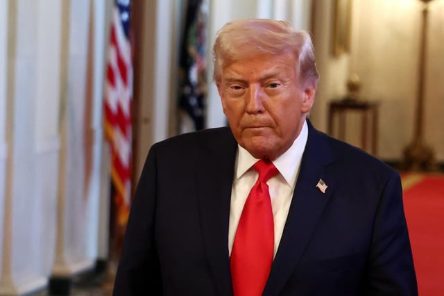 U.S. President Donald Trump arrives for a presentation of the Commander-in-Chief trophy to the U.S. Navy Midshipmen football team of the United States Naval Academy,  at the White House in Washington, D.C., U.S., April 15, 2025. REUTERS/Evelyn Hockstein