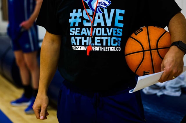 Coach Rich Shayewitz, head coach for the Sonoma State University’s men’s basketball team, leads practice on Feb. 4, 2025.