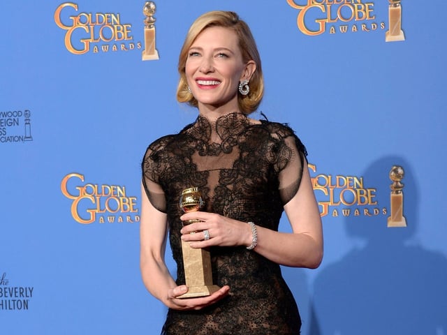 Cate Blanchett poses with her award for Best Performance by an Actress in a Motion Picture in 2014.