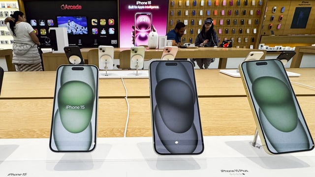 Apple iPhones are displayed in a store in Washington DC, United States.