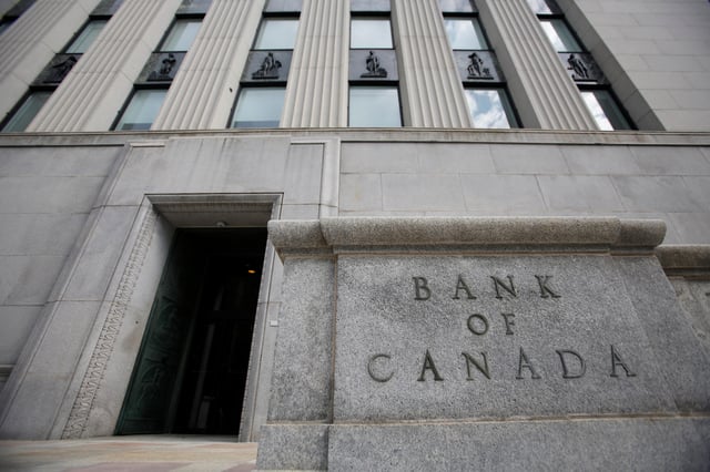 A sign is pictured outside the Bank of Canada building in Ottawa, Ontario, Canada, May 23, 2017. REUTERS/Chris Wattie/File Photo