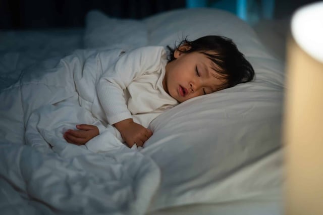 Children may be exposed to harmful chemicals seeping out of the mattresses they sleep on. (BaLL LunLa/Shutterstock)