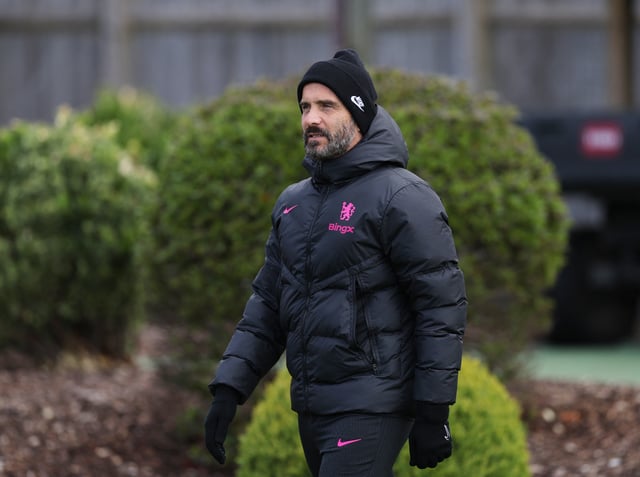 Soccer Football - Conference League - Chelsea Training - Cobham Training Centre, Cobham, Britain - April 16, 2025 Chelsea manager Enzo Maresca during training Action Images via Reuters/Paul Childs