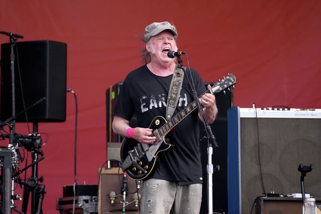 Neil Young&#39;s U.S. citizenship was messed with by President Donald Trump in 2020 according to Young&#39;s wife Daryl Hannah. 