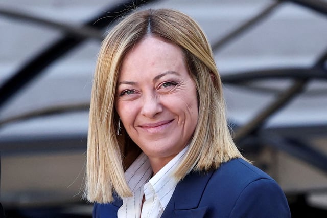 Italian Prime Minister Giorgia Meloni leaves the Elysee Palace on the day of a meeting with European leaders and Ukraine's President Volodymyr Zelenskiy on peace and security for Ukraine, in Paris, France, March 27, 2025. REUTERS/Sarah Meyssonnier/File Photo