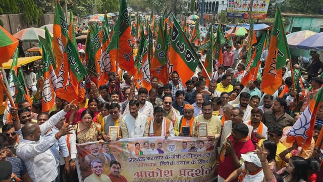 BJP demands dismissal of minister of Hafizul Hasan (Photo: SNS)