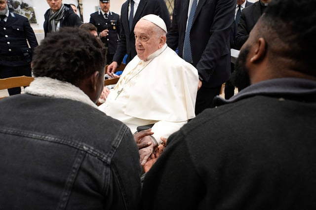 Pope Francis visits Regina Coeli prison in Rome, Italy April 17, 2025. Vatican Media/­Handout Vatican Media/­Handout via REUTERS
