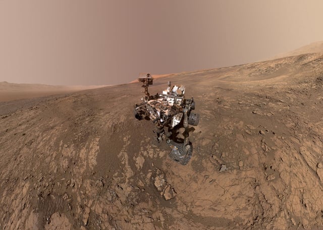 A "self-portrait" of NASA's Curiosity Mars rover shows the vehicle on Vera Rubin Ridge on the planet Mars, which the rover has been investigating for the past several months, according to NASA, in this handout photo mosaic assembled from dozens of images taken January 23, 2018 and released January 31, 2018. NASA/Handout via REUTERS   ATTENTION EDITORS - THIS IMAGE WAS PROVIDED BY A THIRD PARTY/File Photo