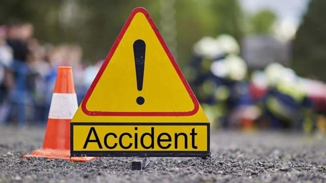 A bus carrying devotees on their way to Shirdi for 'Dev Darshan' from Nashik collided with a parked vehicle near Buldhana, resulting in 35 injuries, 10 of whom were hospitalised.