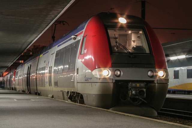 Le PDG de la filiale d’exploitation des trains de la SNCF, Christophe Fanichet, a estimé jeudi que «la SNCF ne (pouvait) pas se permettre une grève»