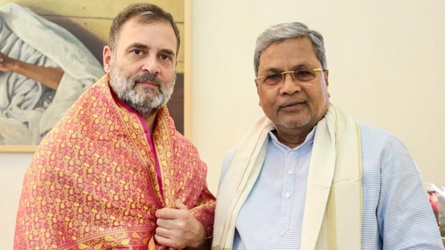 Karnataka chief minister Siddaramaiah with Congress MP Rahul Gandhi