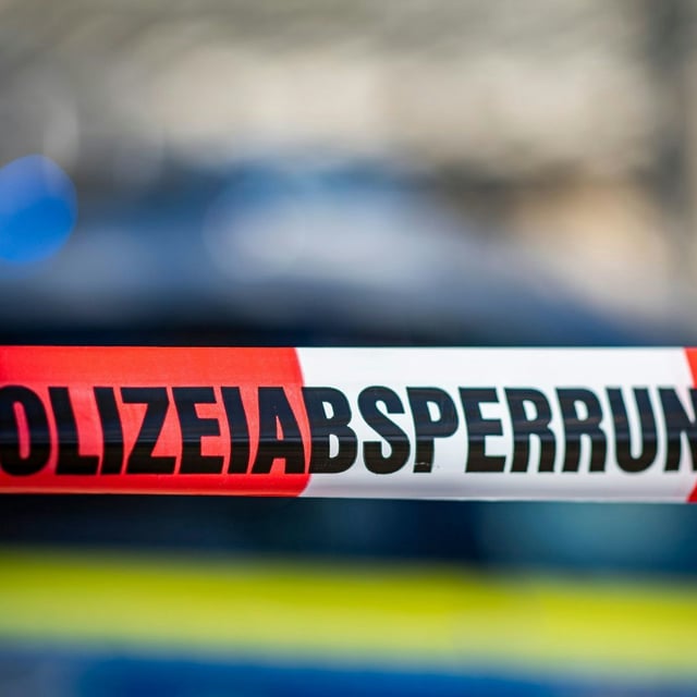 Nach ersten Erkenntnissen ereignete sich am Donnerstagmorgen in Britz ein Tötungsdelikt